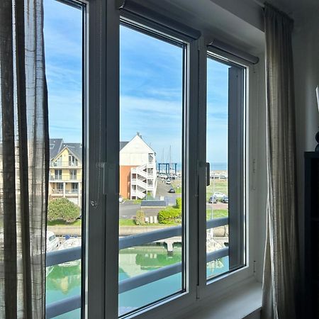 La Marina-Studio, Vue Mer Avec Balneo Deauville Bagian luar foto